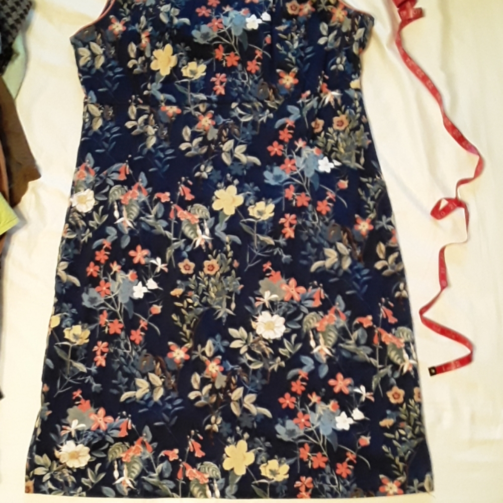 Chadwicks Denim Floral Dress Size 16 NWOT Pockets!